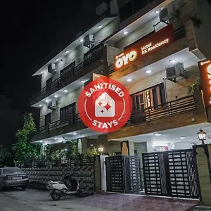 Hotel Oyo 11868 Rk Residency