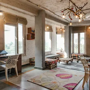 J House Near Bhikaji Nova Deli