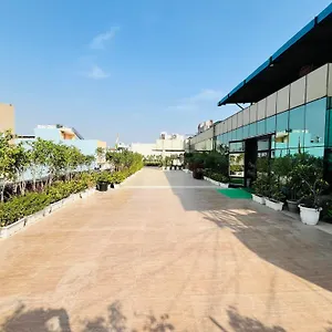 Airport Grand By Fantasia Hotel