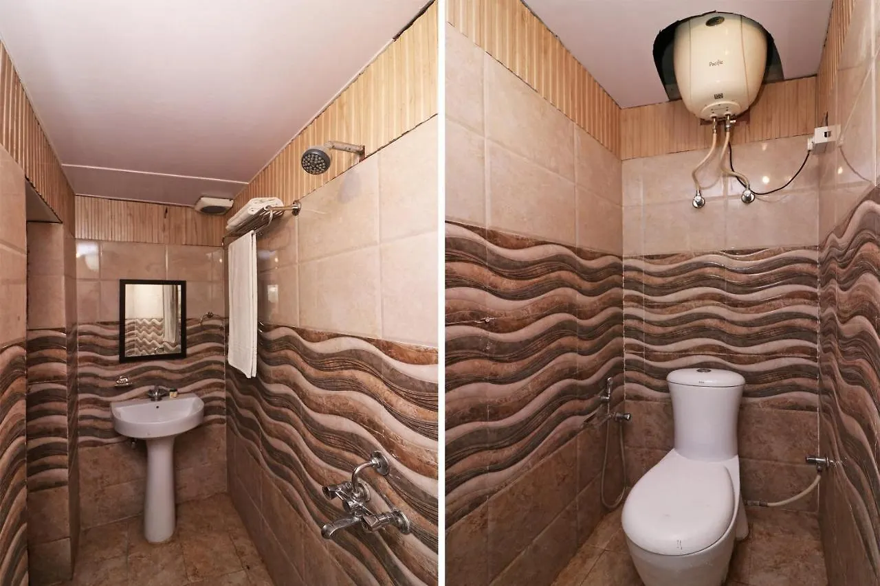 Oyo 73841 Amrit Residency Hotel New Delhi 3*,  India