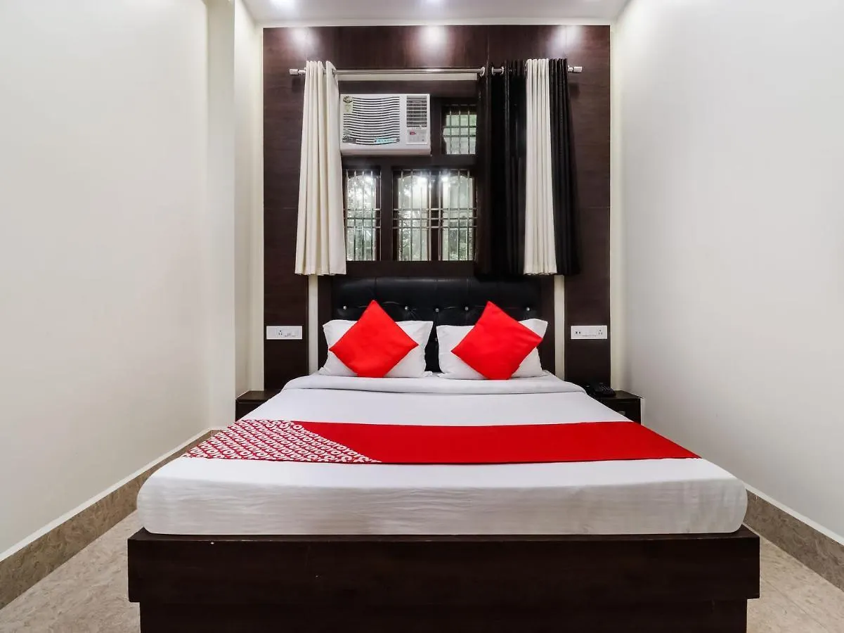 Oyo 73841 Amrit Residency Hotel New Delhi 3*,  India