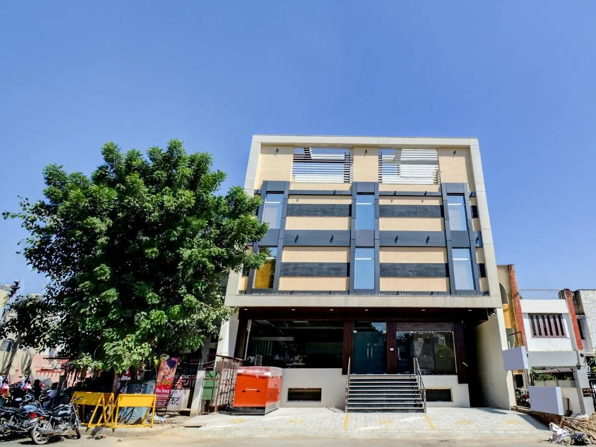 Oyo 73841 Amrit Residency Hotel New Delhi
