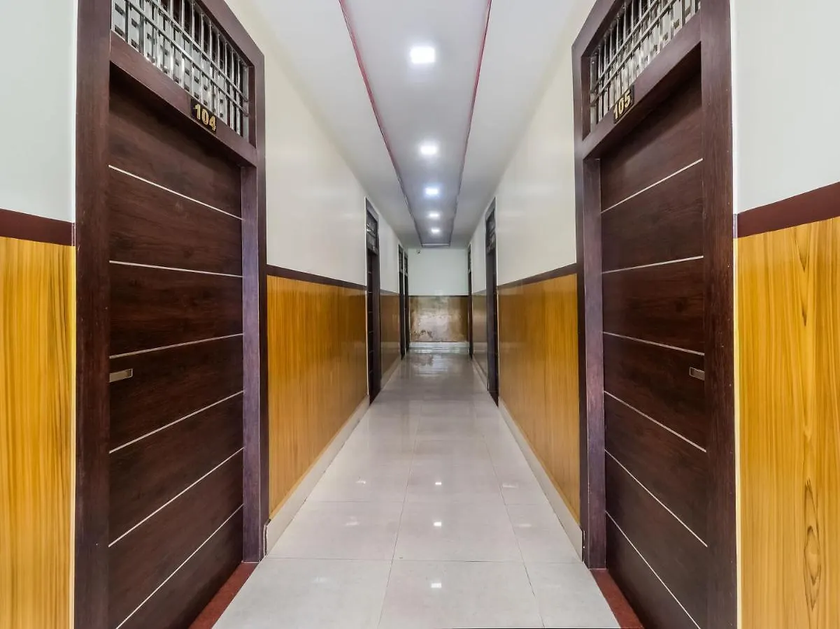 Oyo 73841 Amrit Residency Hotel New Delhi 3*,